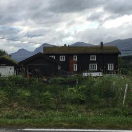 Stokkland में, होटल Hyggelig lite bosted ved sjøen, nær sentrum i Valnesfjord