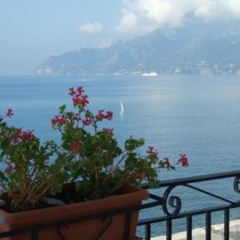 B&B Fronte Del Mare, готель у Салерно