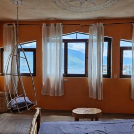 El Viajero Rooms, hotel in San Pedro La Laguna