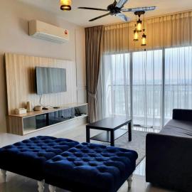 Emira Residence Seksyen 13 Shah Alam by Lodge Alpha LaVista, hotel in Shah Alam