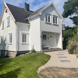 Nydelig fritidsbolig med sjøutsikt, ξενοδοχείο σε Arendal