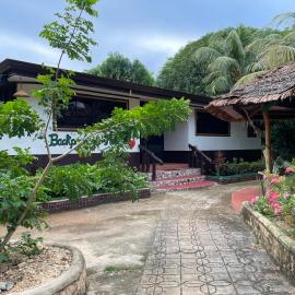 Chelle's Guesthouse and Backpackers