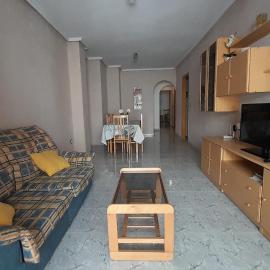 Nice apartment on the beach and city centre, hotel v destinaci Torrevieja