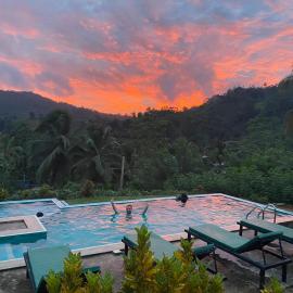 Rainforest Mount Lodge, Hotel in Deniyaya