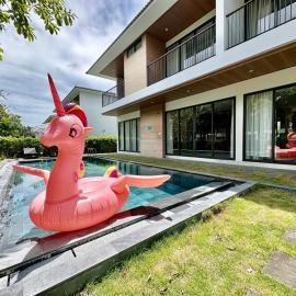 Beach villa with private swimming pool west Phu Quoc