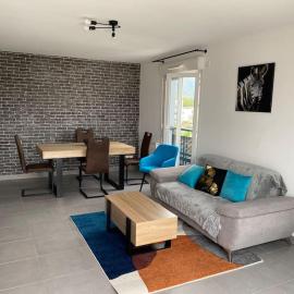 Logement Standing avec parking privé - proche CERN, Genève, ONU