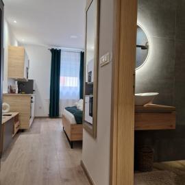 Apartment Luxury B, hotel in Slavonski Brod