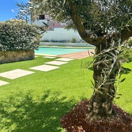 splendido appartamento con piscina a due passi dalla spiaggia, hotel a Palau