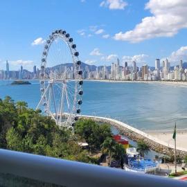 Vista ESPETACULAR da RODA GIGANTE