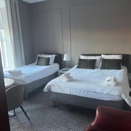 Five Glens Inn -North West Ireland Touring Base, Hotel in Manorhamilton