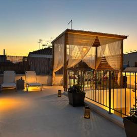 Kazarma Central Suites - Apartment Complex