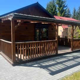 Domek Leon, hotel in Okuninka
