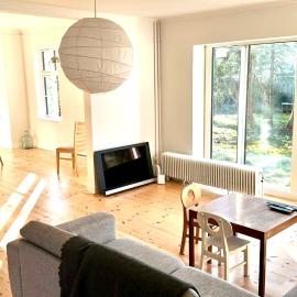 Villa Apartment near Lousiana, ξενοδοχείο σε Humlebaek