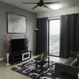 THE FAMILY HOMESTAY@UNIV360 PLACE,SERDANG
