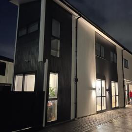 5 bedroom house at the heart of Auckland Airport, hotel in Auckland