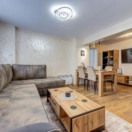 Rhodope Escape - Modern 1BR Apartment with Balcony & Free Parking, hotel a Smolyan