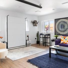 Small Studio Arnold town Center e