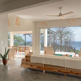 Casa Deriva - Modern 3 Bedroom AC with Pool, hotel a El Plantel