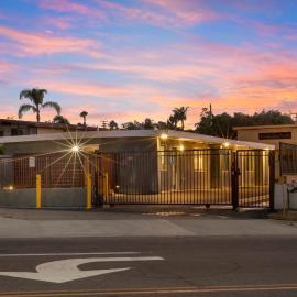 Downtown Haven, Patio, Near Dining, hotel in Vista