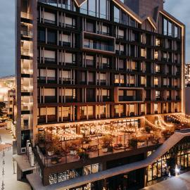 U.I.J Hotel & Hostel, hotel u gradu Tainan