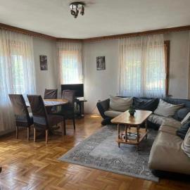 Martin`s apartments, hotel in Stara Zagora
