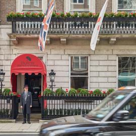 The Chesterfield Mayfair، فندق في لندن