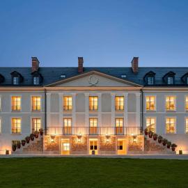 Dolce by Wyndham Versailles - Domaine du Montcel، فندق في جوي-أون-جوساز
