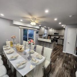 Perfect House in Pocono with hot tub and sauna steam