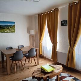 Le Chalet Troyen classé 3 étoiles, хотел в Троа