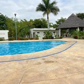 Nueva en Frac Privado Alberca 50MBS FACTuramos, hotel Lázaro Cárdenasban