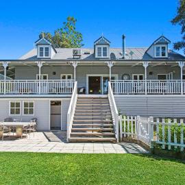 Huckleberry House - By Berry Getaways
