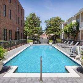 Residence Inn Savannah Downtown Historic District, hotel sa Savannah