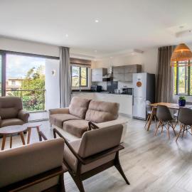 Mayfair Condo in Pereybere