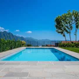 Italian Vacation Homes - Lakeview Heaven Retreat、Esmateのホテル