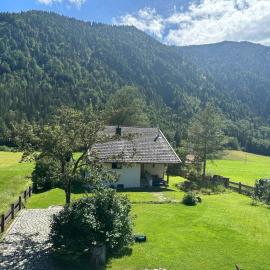 Am Ampferang:Ferienhaus in Ettal, hotelli kohteessa Ettal