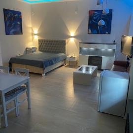 So Good Studio, hotel in Onești