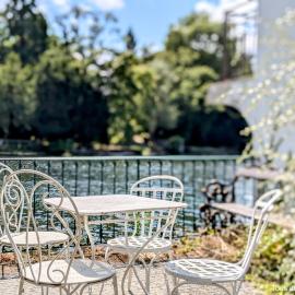 Ô fil de l'eau - Jardin, Cabanon d'Antan, Parking, hotel in Olivet