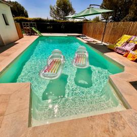 Anse Coco Luberon - Au calme, gite en Provence avec piscine partagée et parking