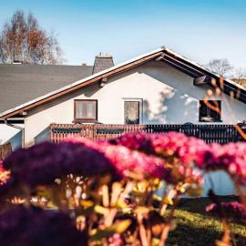 NEU Ferienhaus Paditz mit Pool, hotel in Oberscheibe