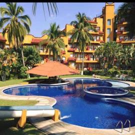 Suit Junior Emano 410, khách sạn ở Ixtapa