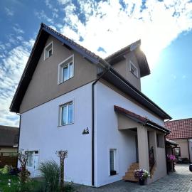 Dom Gościnny Stokrotka, hotelli kohteessa Pustkowo