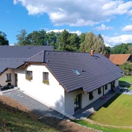 Apartmán Pod Hrází Chráštany, Hotel in Benešov