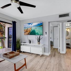 Great 1 bedroom 1 bath condo with heated pool
