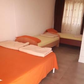 Panorama, hotell i Čanj