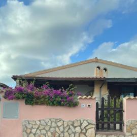 Sardegna Suite, hotel a Lu Razzoni