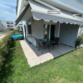 Sunshine Ofrynio Apartment with private pool 260cm x 160cm during summer, hotel in Ofrínion
