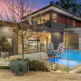 Hunter Villa - The Vintage