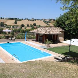 B&B Profumo delle Marche, hotel u gradu Montefano