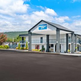 Rodeway Inn Dalton South, хотел в Далтън