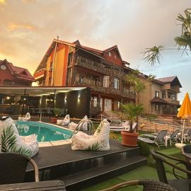 Hypnotic Villa Pitesti, hotel in Piteşti